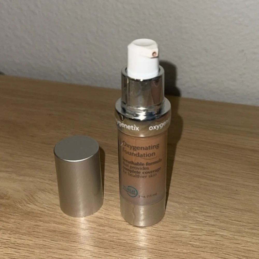 NEW Oxygenetix Oxygenating “Walnut”‎ Foundation